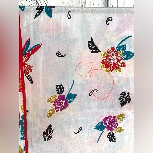 Vintage Oscar de la Renta 100% Silk Scarf  rectangular signed - Picture 7 of 7